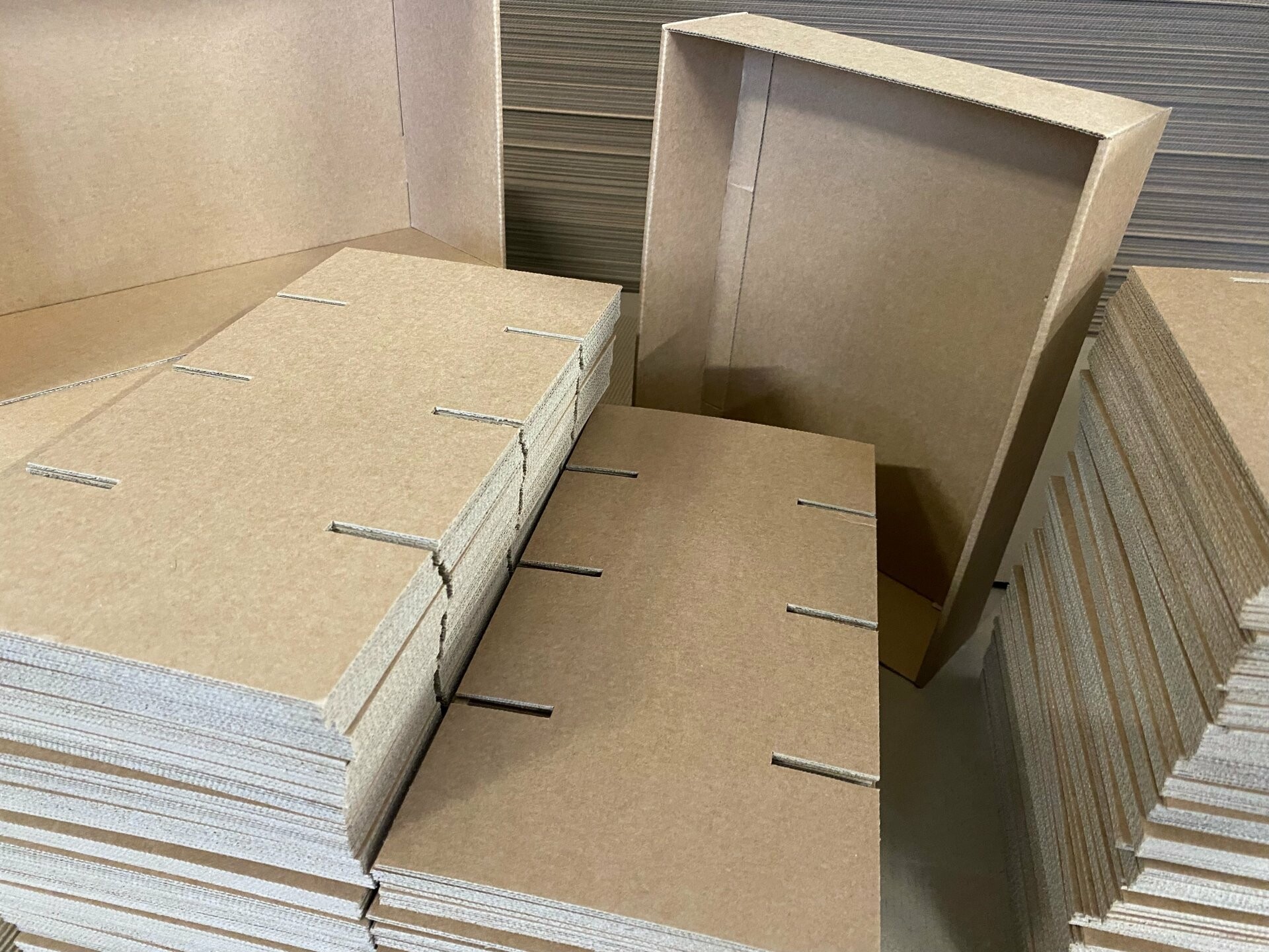 Výroba obalů z pestré škály lepenek | MYPAK